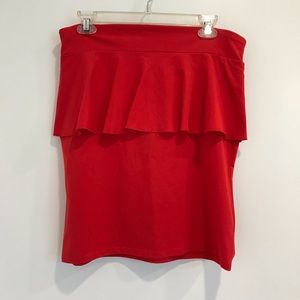 🎁 3/25 Kensie-Red ruffled skirt, size large
